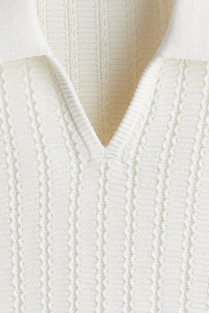 Chemise regular cuello en V texturizada