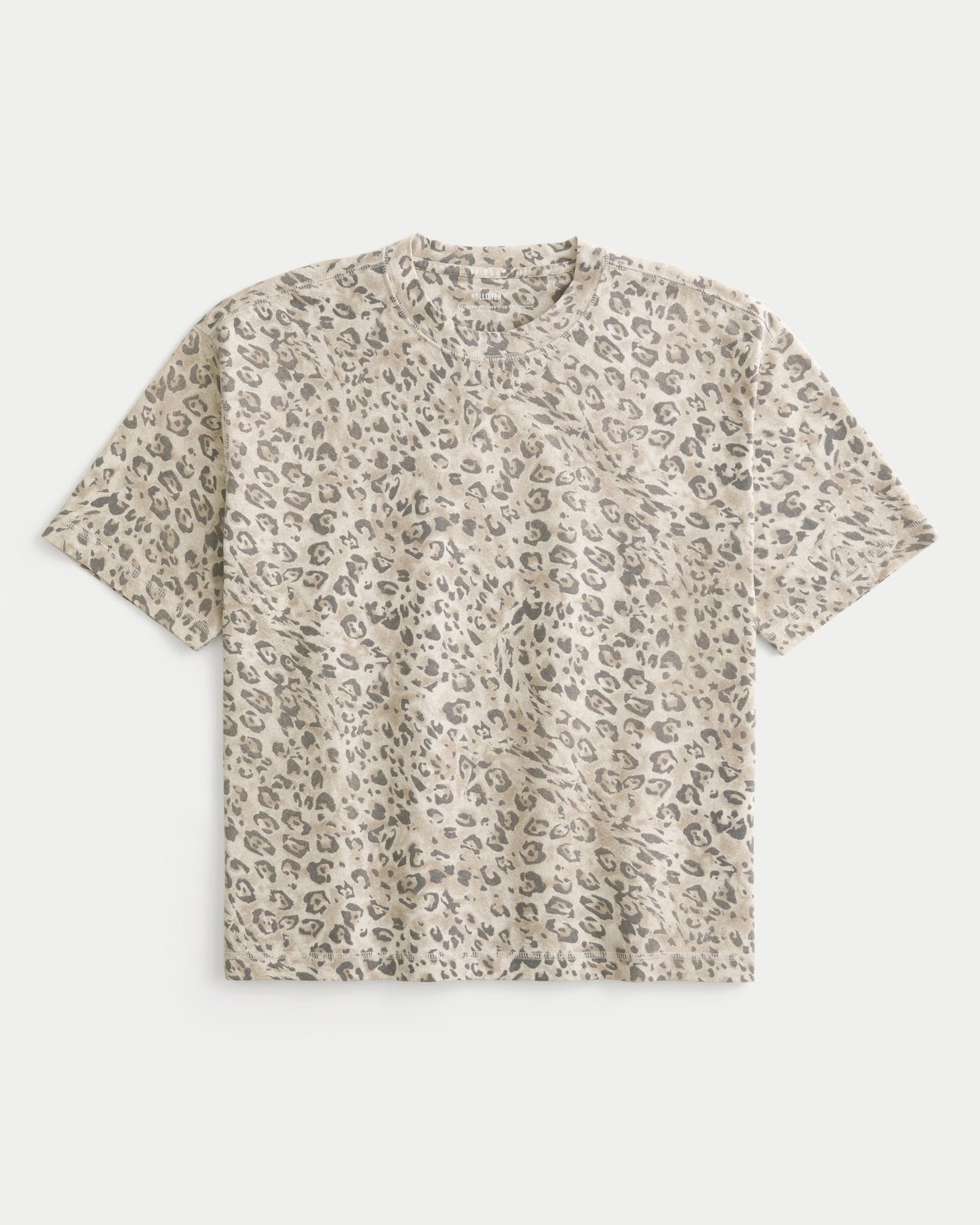 Franela gruesa corte recto con estampado de leopardo