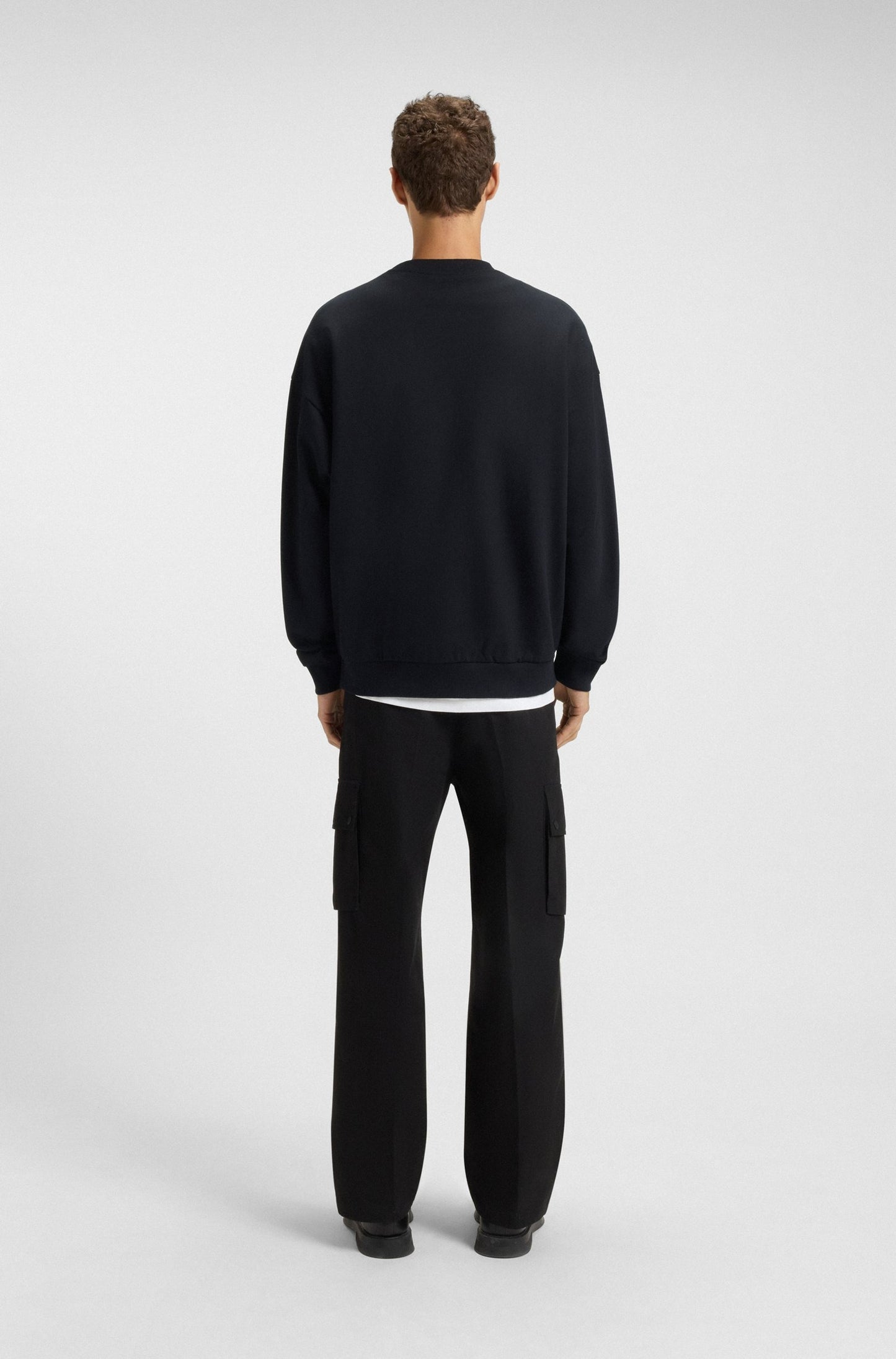 Sudadera Oversize cuello redondo con logo central