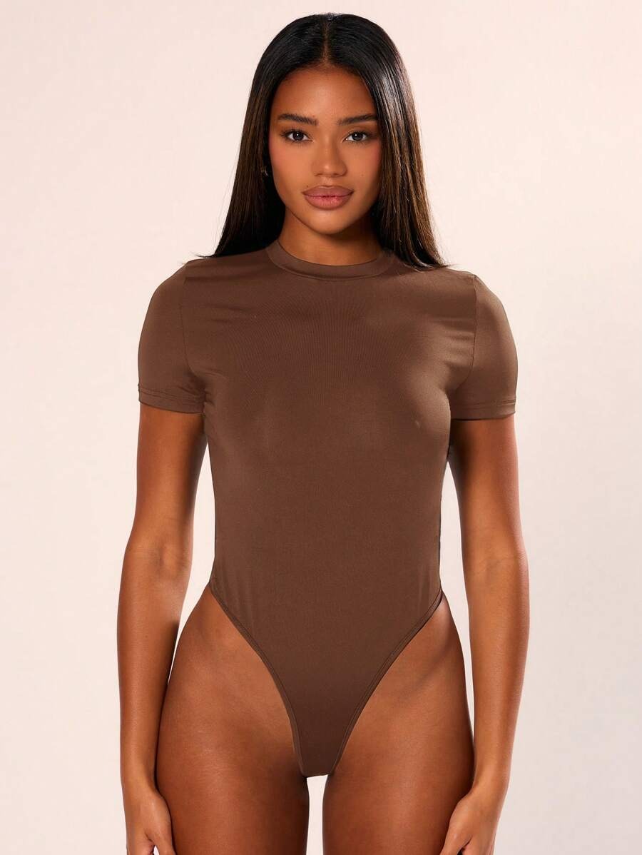 Body de manga corta y cuello redondo, ajustado