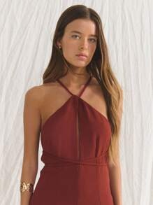 Braga con escote halter