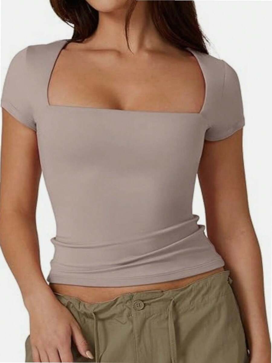 Camiseta basica cuello cuadrado