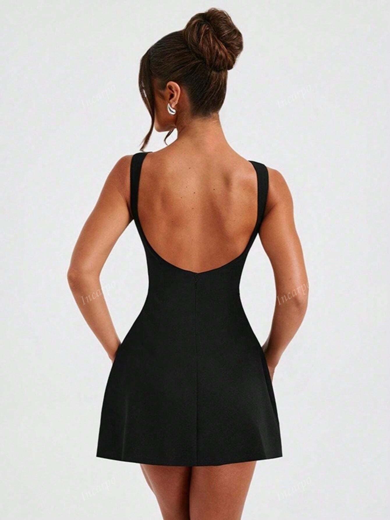 Vestido acampanado de espalda descubierta