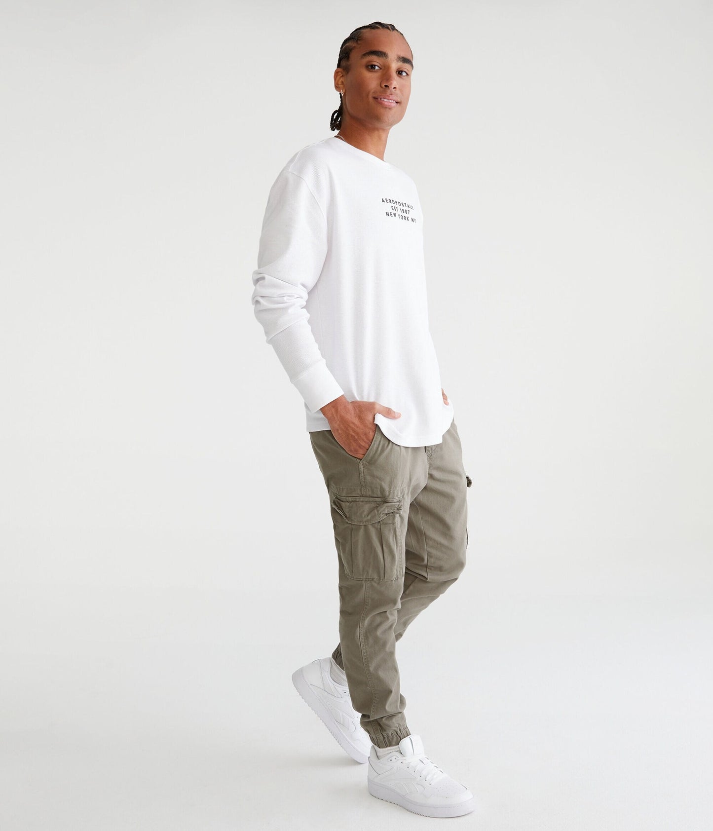 Pantalón cargo tipo jogger