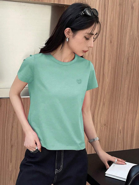 Camiseta con logo de corazón