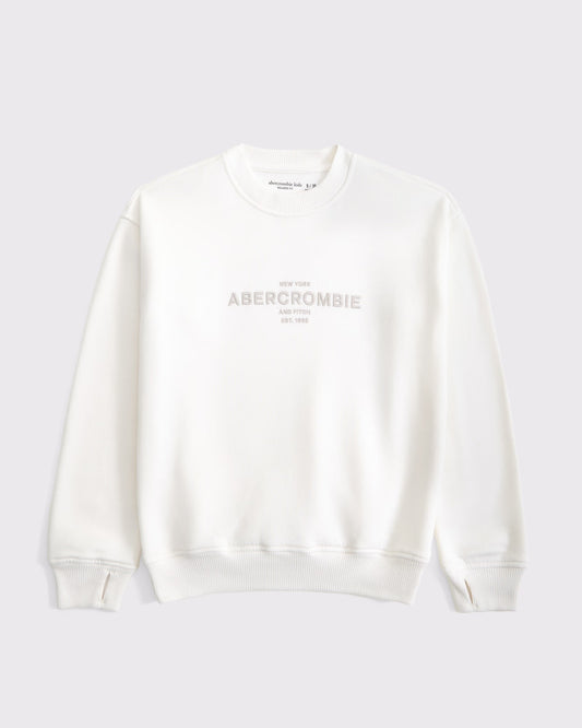Sudadera cuello redondo con bordado central para niño