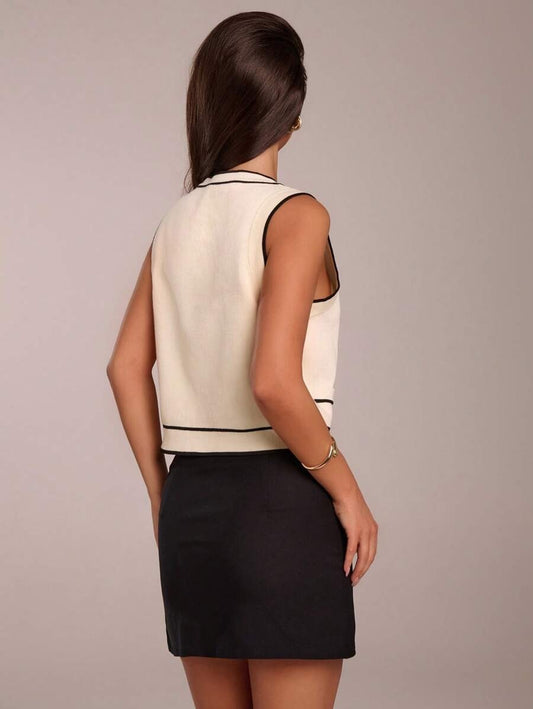 Chaleco con bolsillos frontales