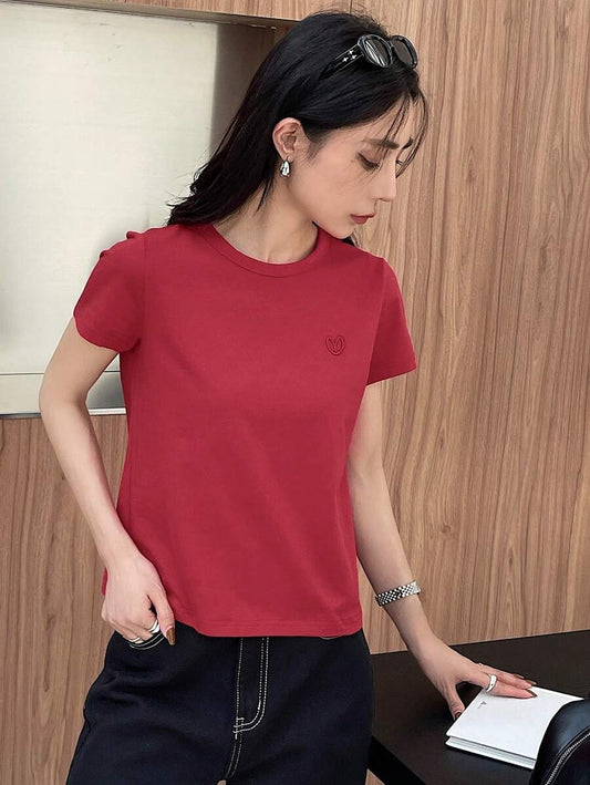 Camiseta con logo de corazón