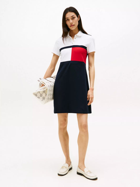 Vestido tela pique con colores en bloque y logo