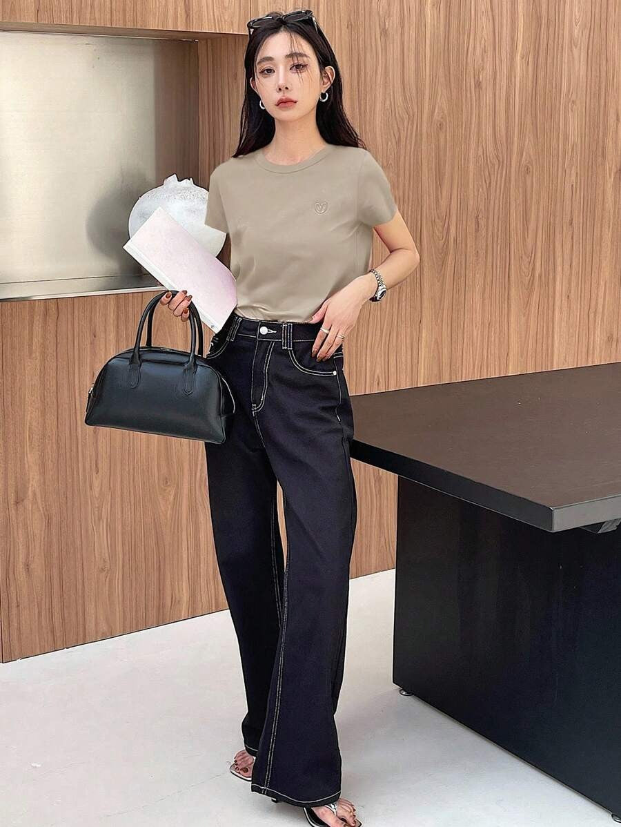 Camiseta con logo de corazón