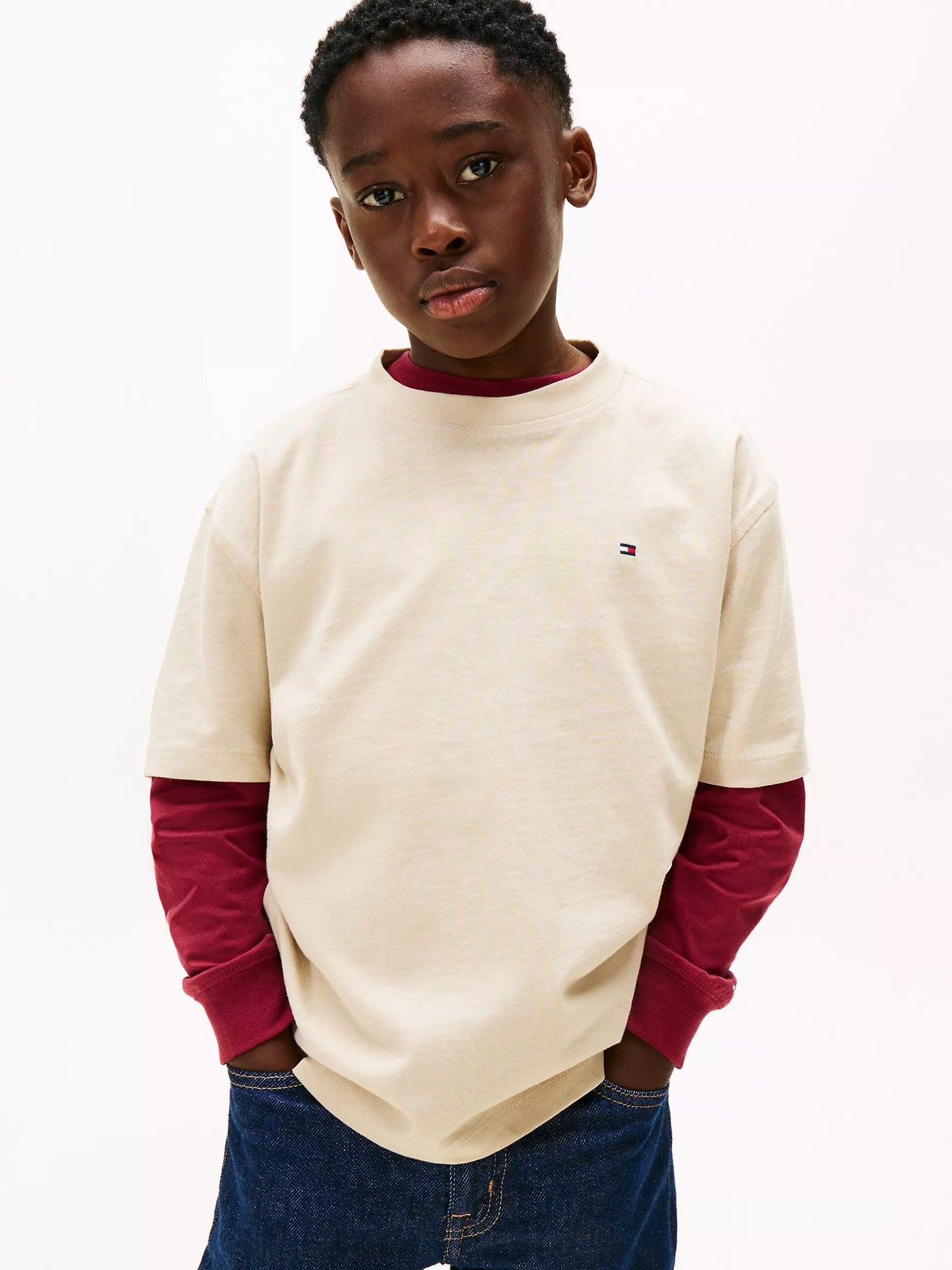 Franela holgada con estampado posterior para niño