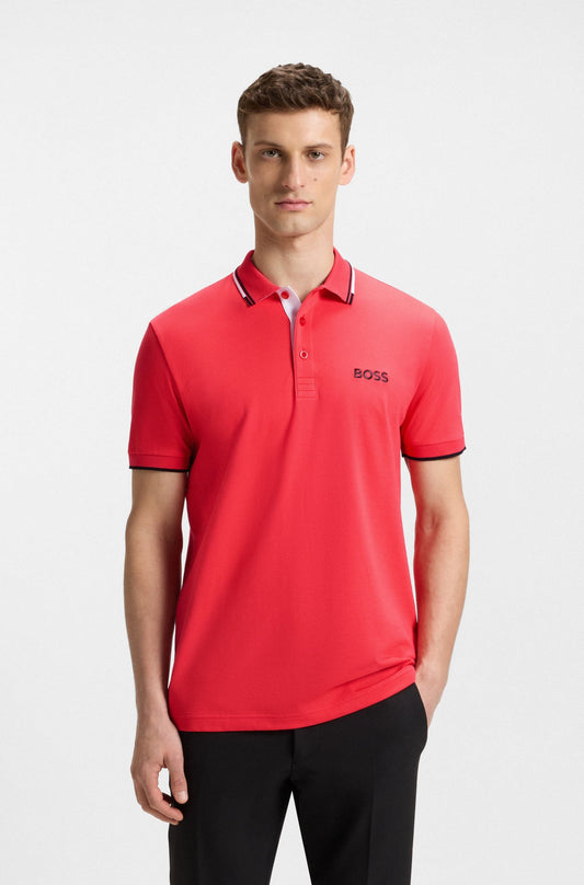Chemise regular con logo borado y cuello ribeteado