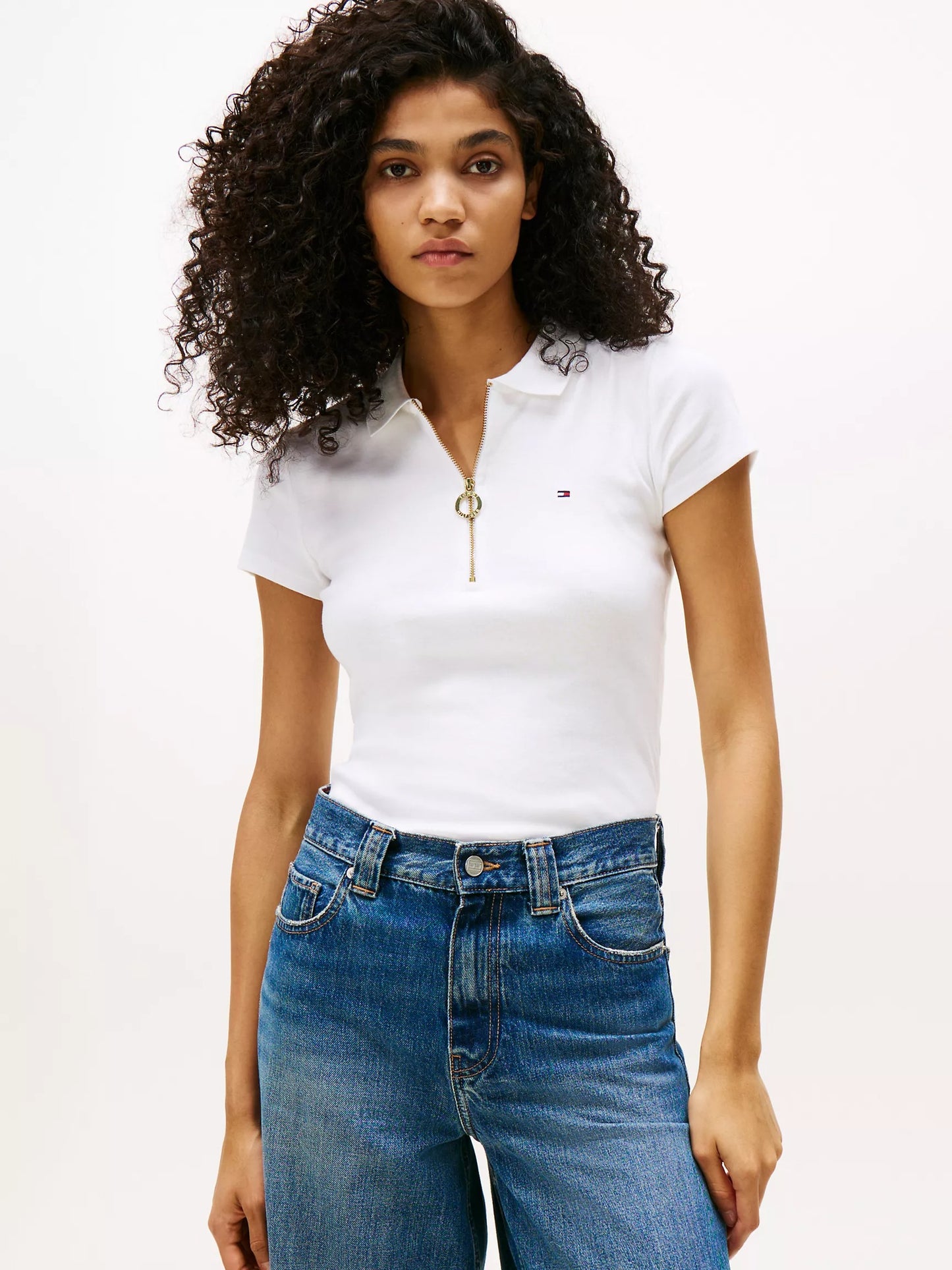 Chemise ajustada con cremallera de aro