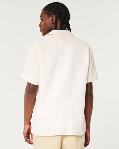 Camisa manga corta holgada y texturizada