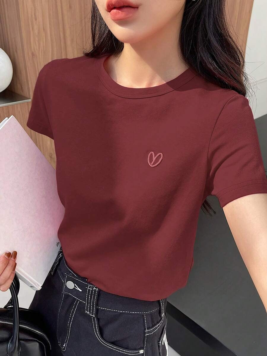 Camiseta con logo de corazón