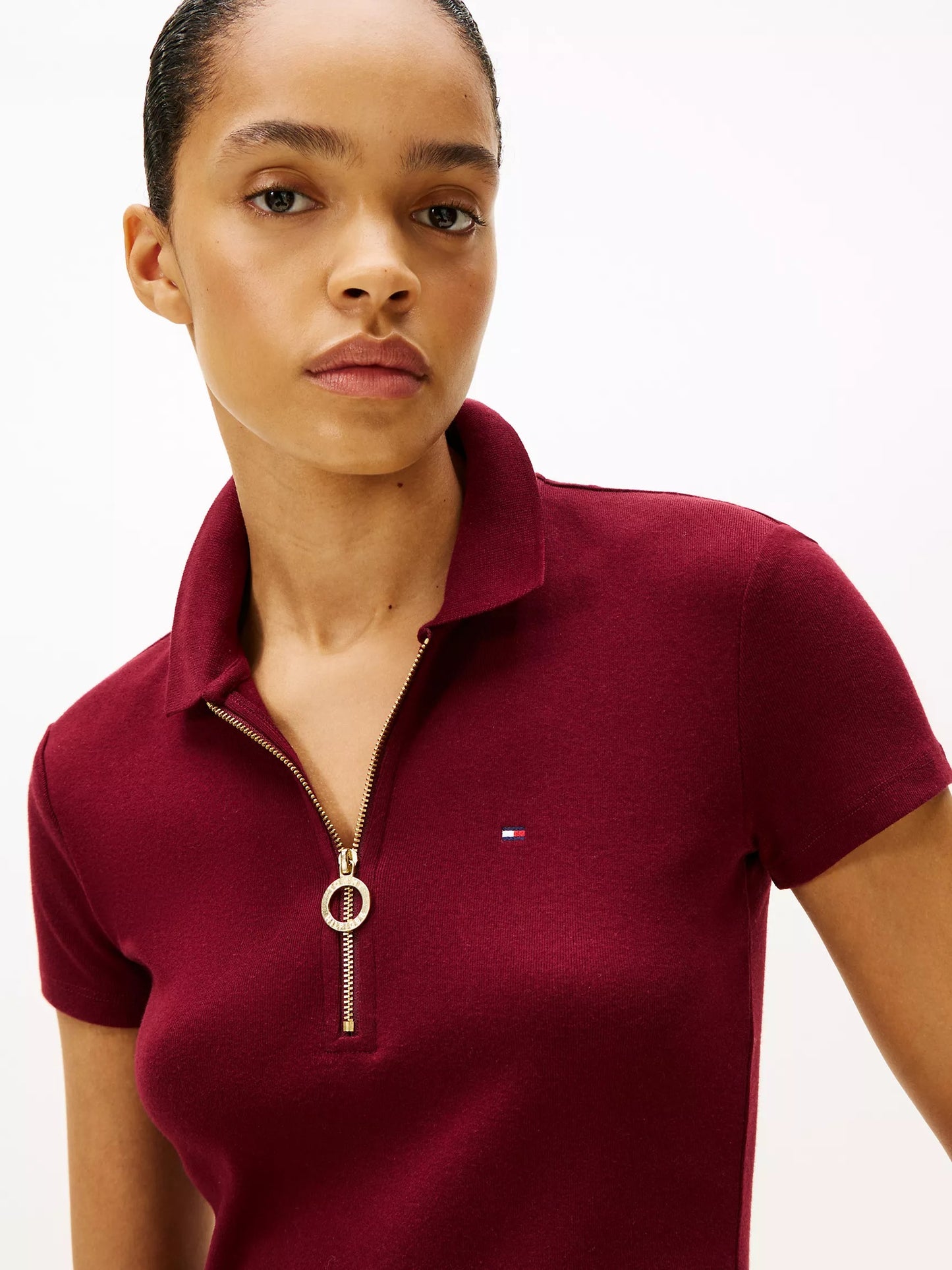 Chemise ajustada con cremallera de aro