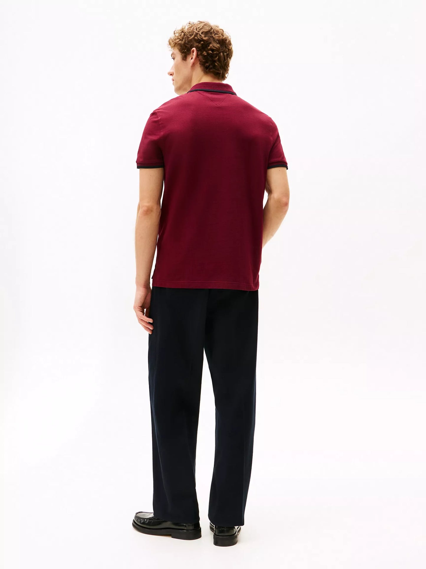 Chemise regular texturizada con cuello y mangas ribeteadas