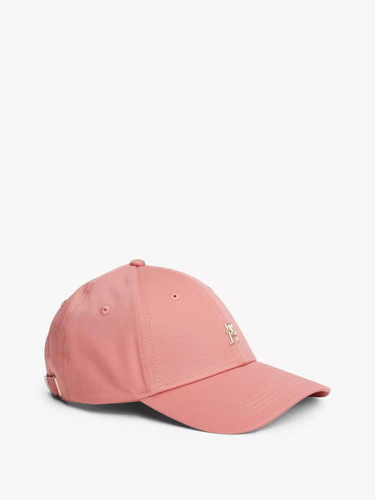 Gorra con logo en broche