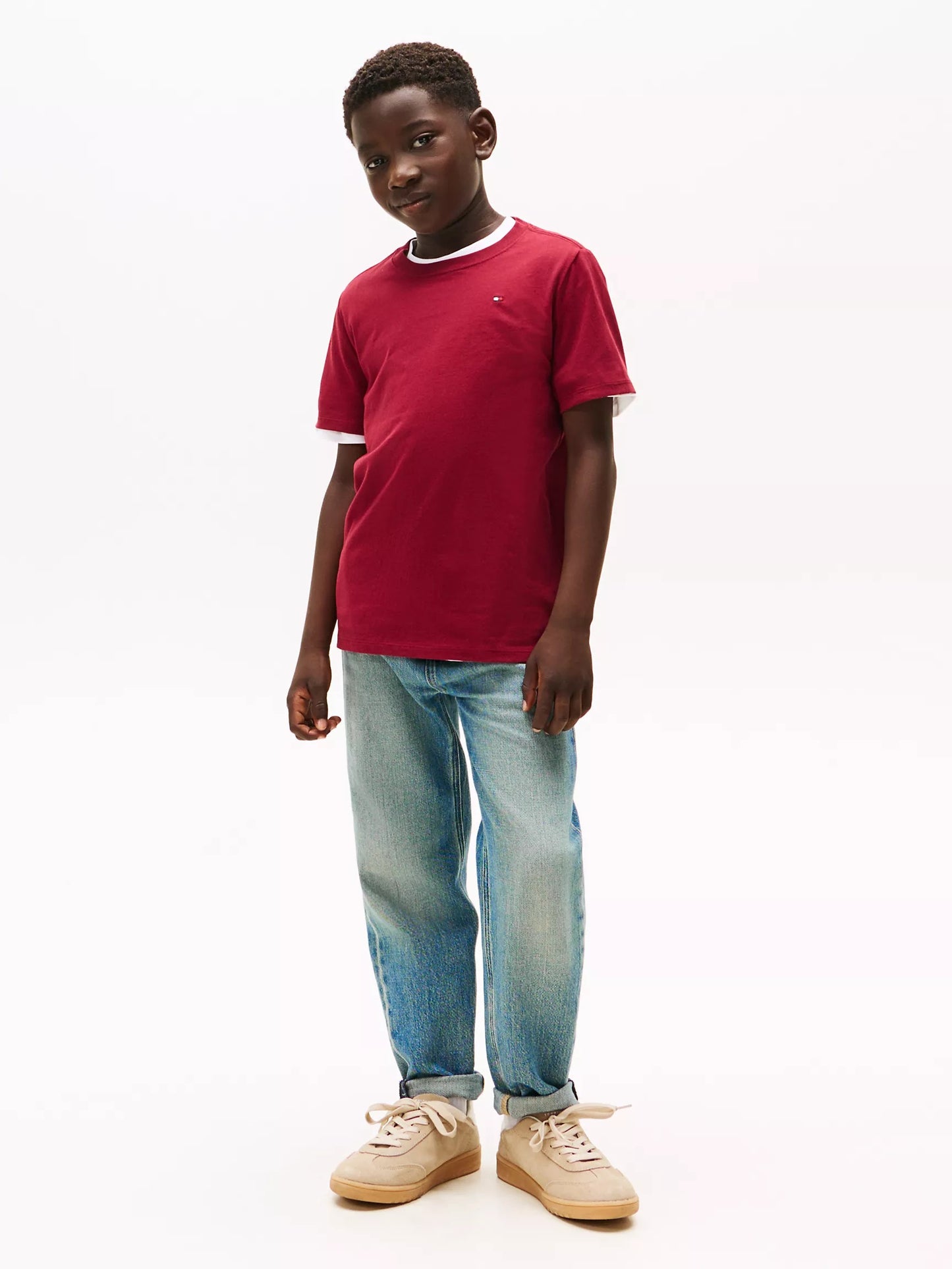 Franela cuello redondo unicolor con logo