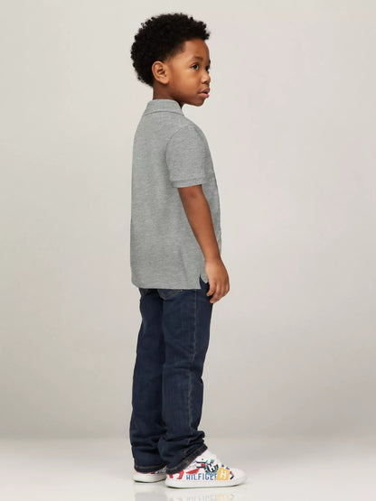Chemise unicolor con logo para niño