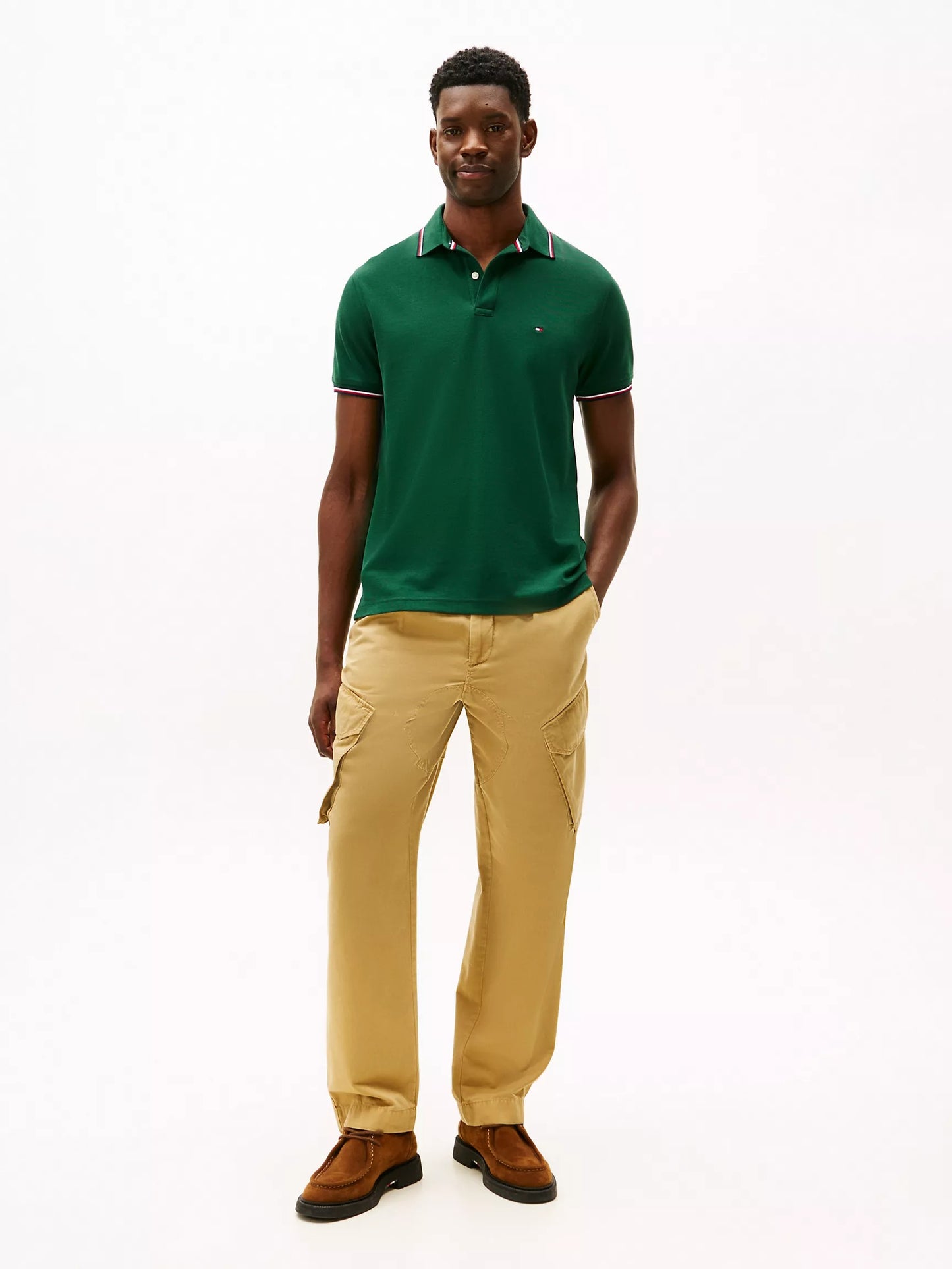 Chemise unicolor con cuello ribeteado