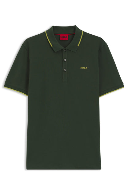 Chemise ajustada con cuello y mangas ribeteadas