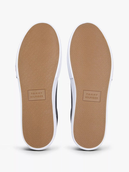 Calzado casual vulcanizado con logo