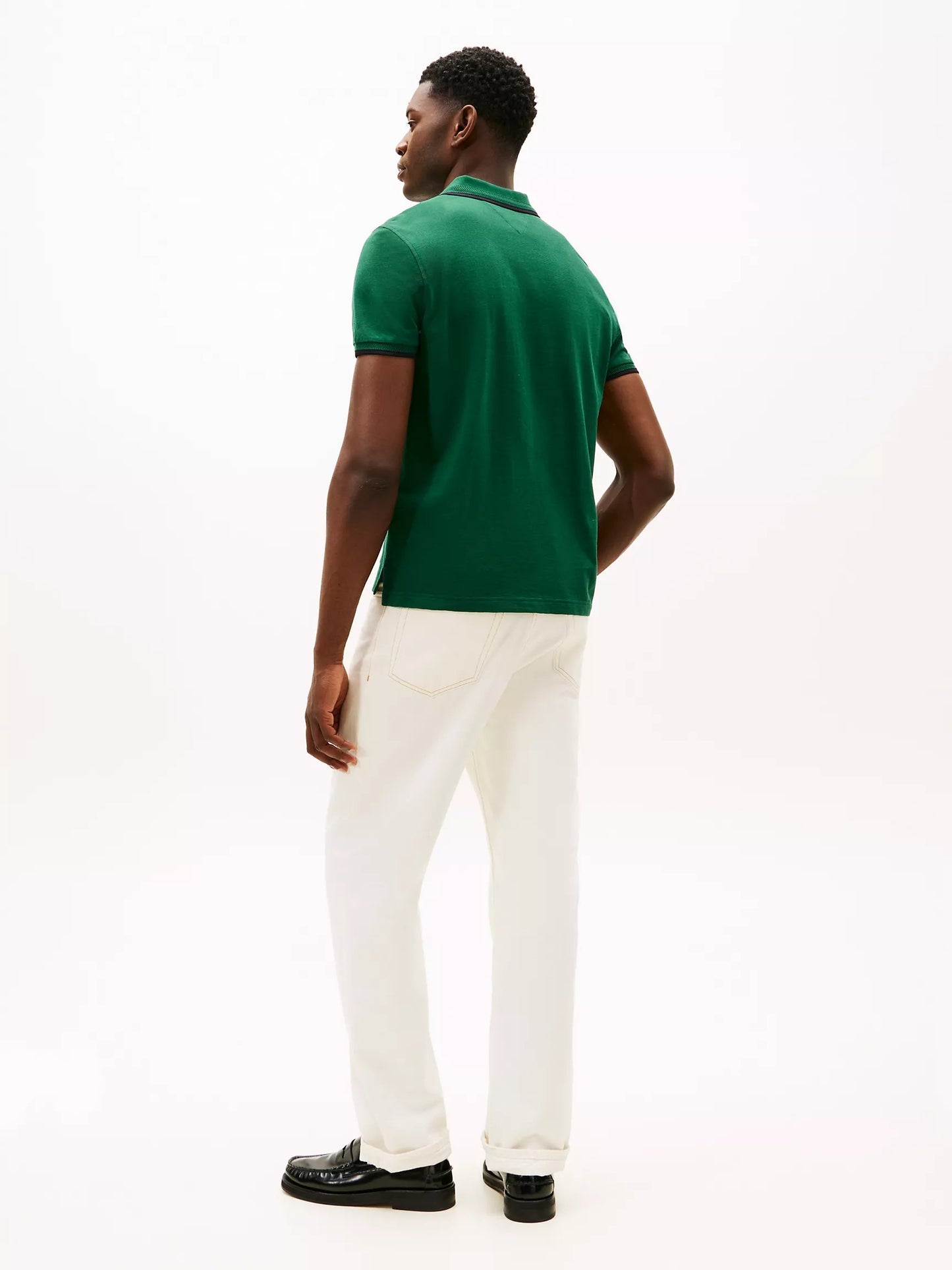 Chemise regular texturizada con cuello y mangas ribeteadas