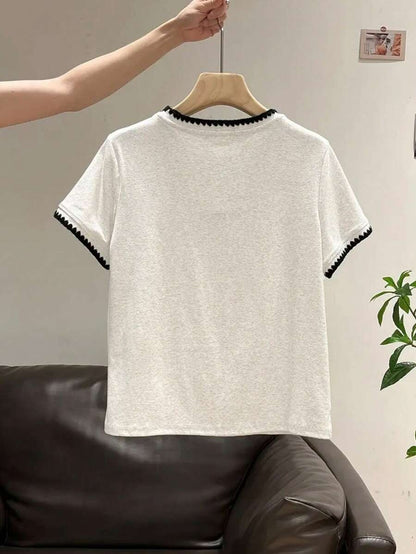 Blusa cuello v con ribete de constraste