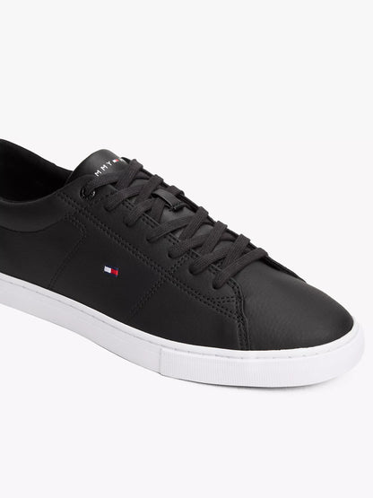 Calzado casual con logo