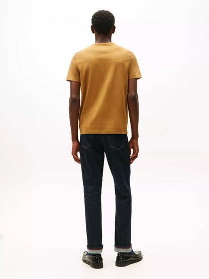 Franela con logo de bandera central tonal