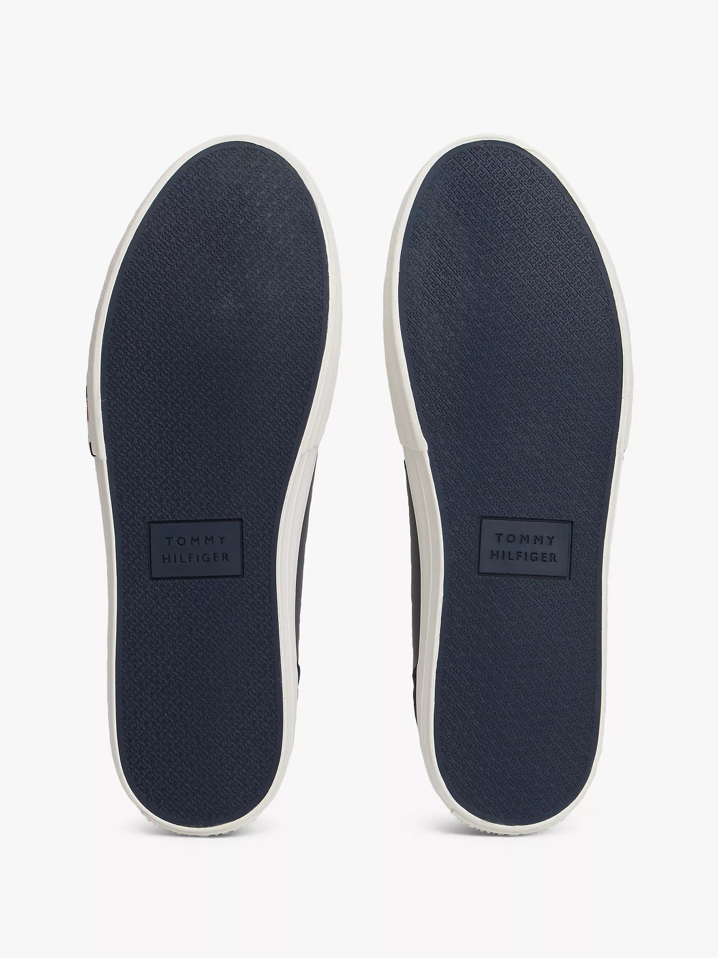 Calzado casual de cuero con bandera