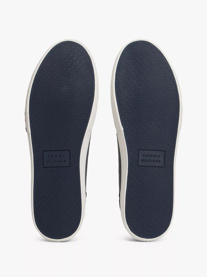 Calzado casual de cuero con bandera