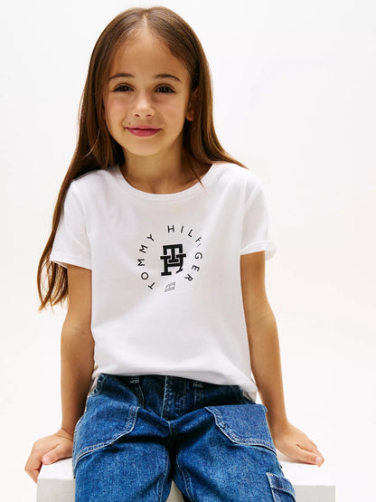 Franela cuello redondo con estampado central para niña