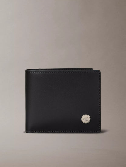 Cartera de caballero doble con logo de metal
