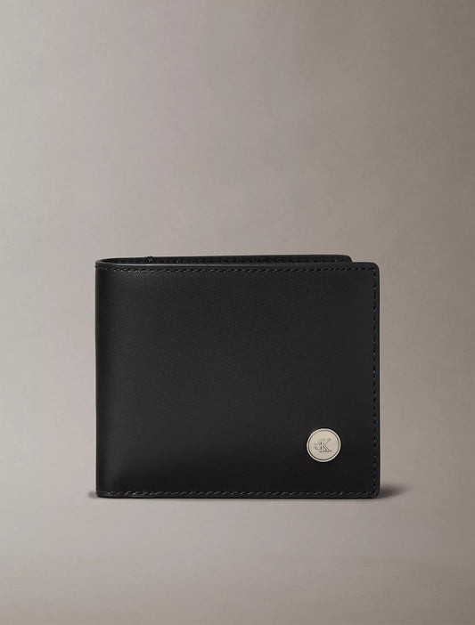 Cartera de caballero doble con logo de metal