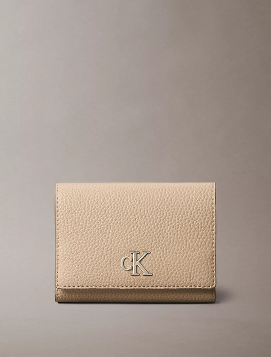 Cartera tipo monedero con logo