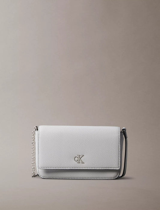 Cartera pequeña con logo