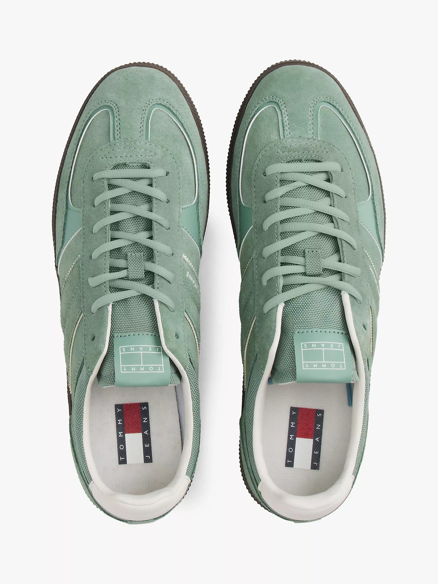 Calzado deportivo skater de pana