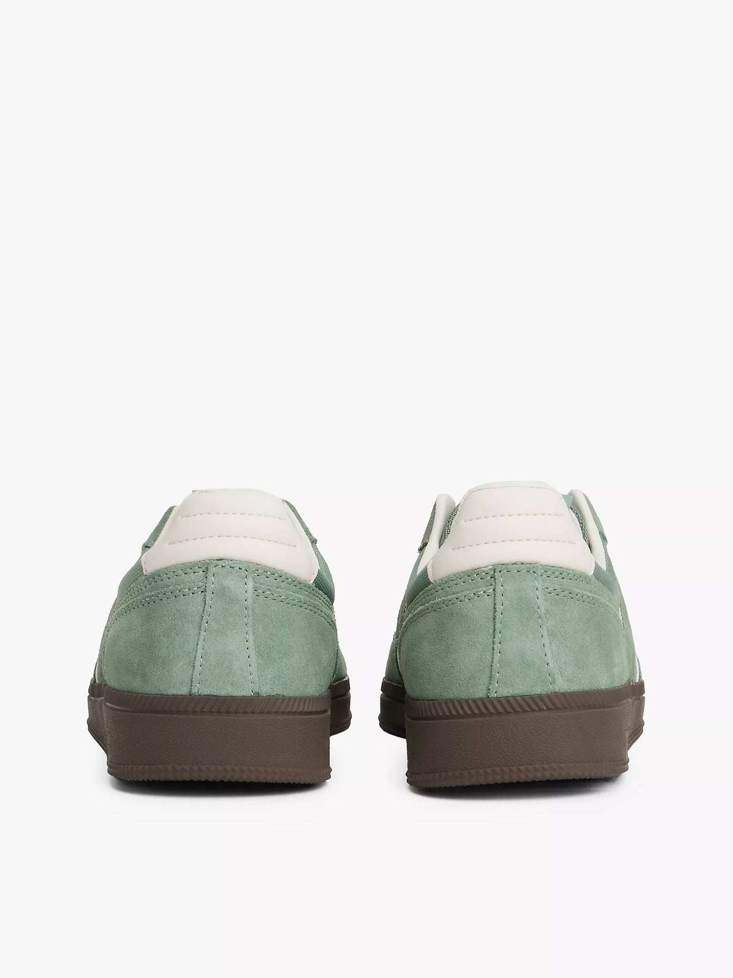 Calzado deportivo skater de pana