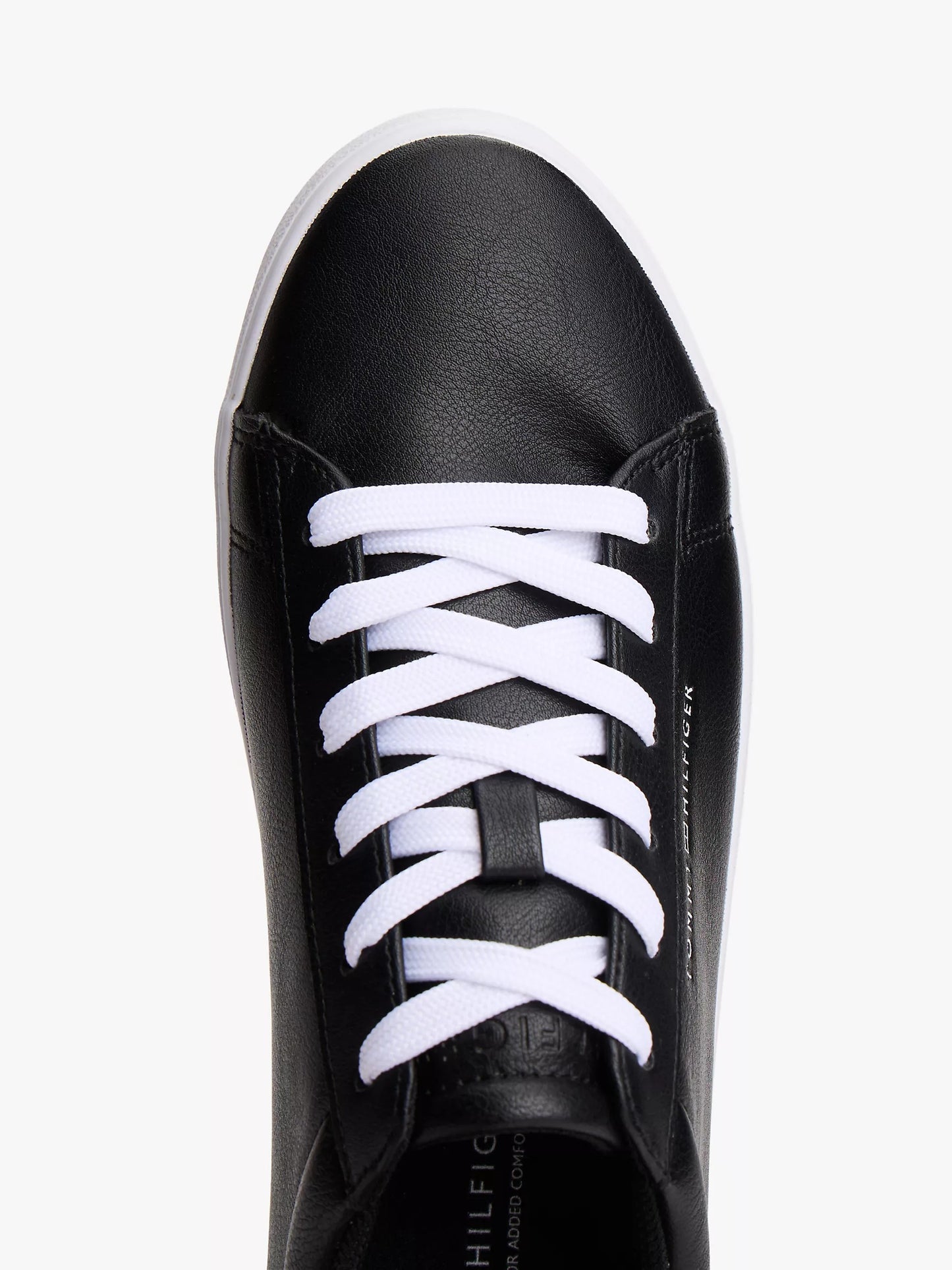 Calzado casual con logo