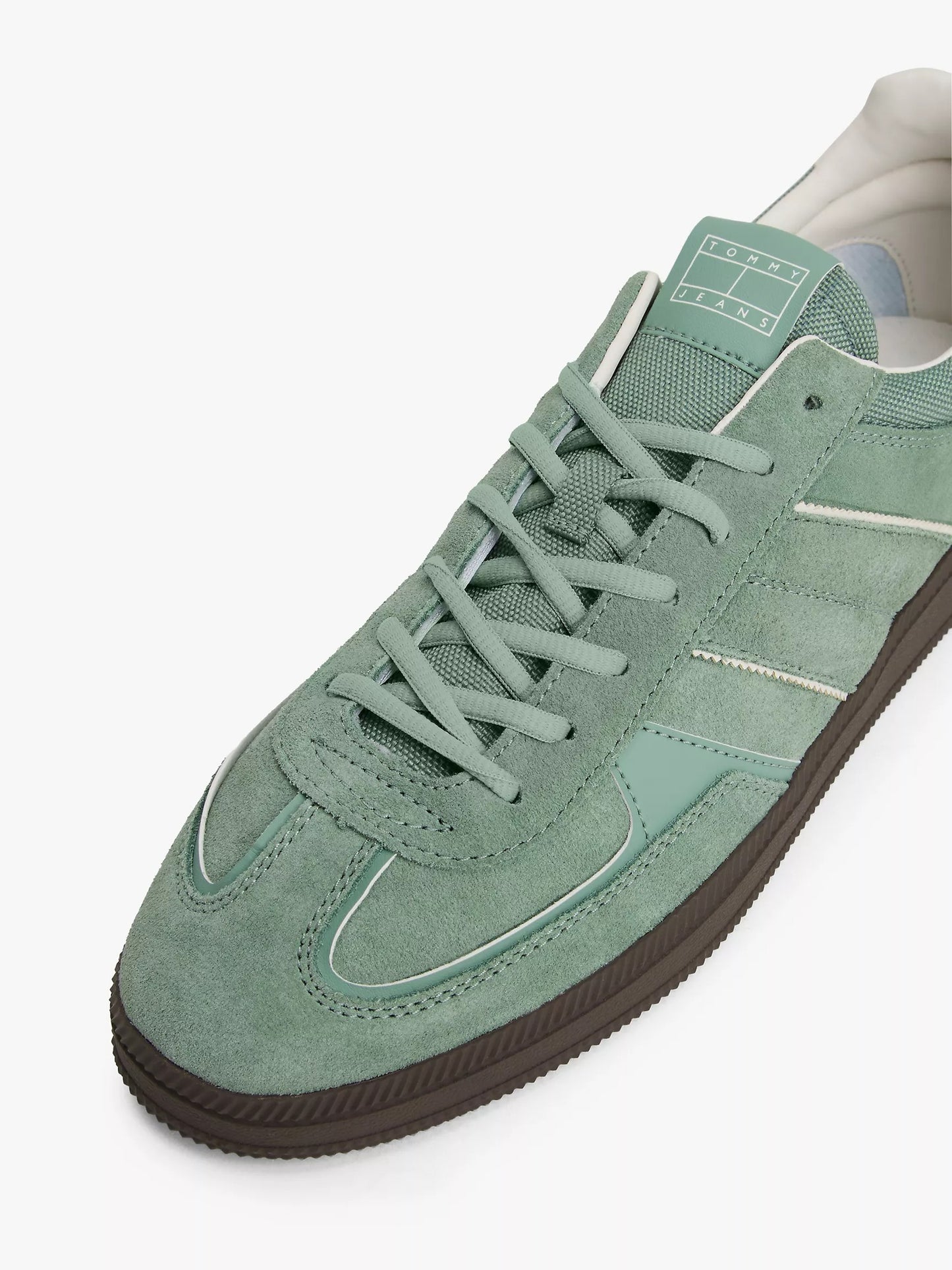 Calzado deportivo skater de pana