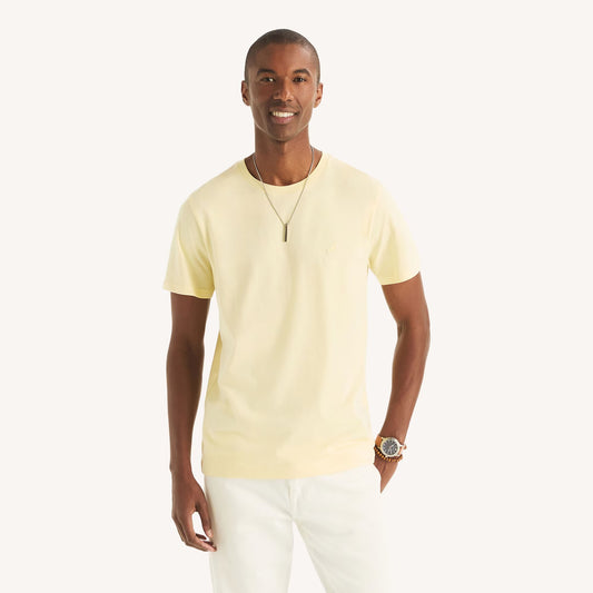 Franela cuello redondo unicolor con logo