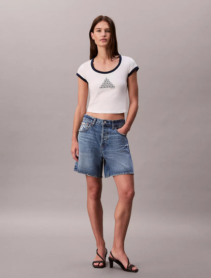 Franela ajustada con estampado central