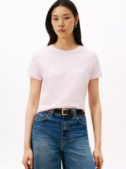 Franela cuello redondo unicolor con estampado central