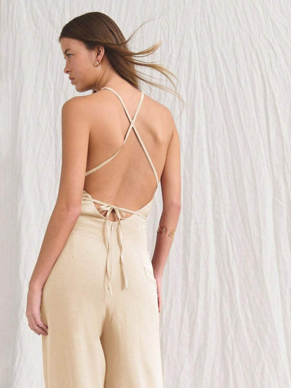 Braga con escote halter, abertura delantera y corte de pierna ancha