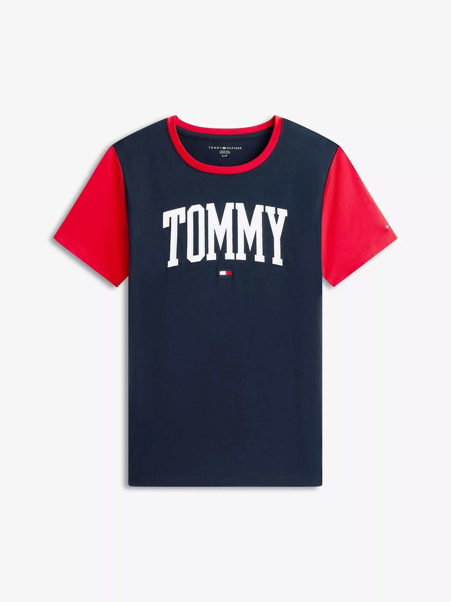 Franela de colores combinados y logo