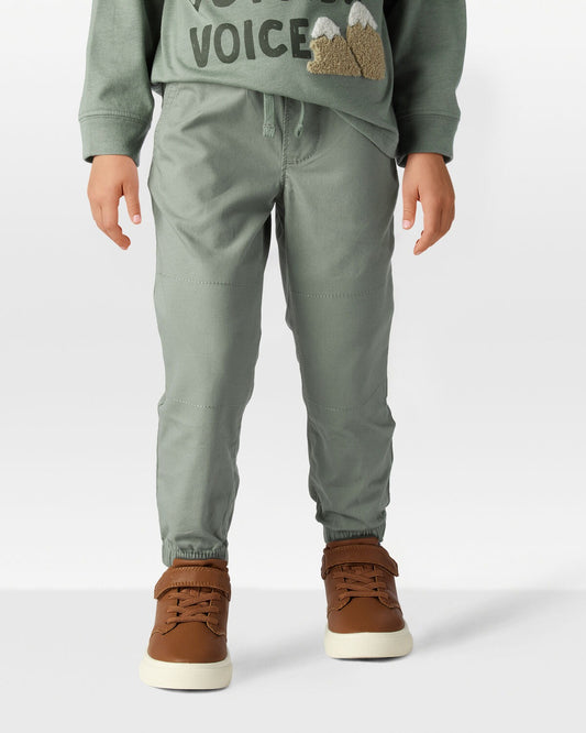 Pantalón tipo jogger para niño