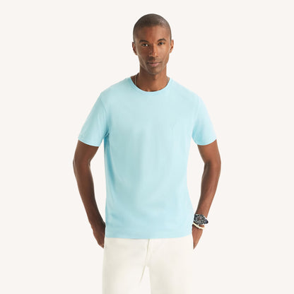 Franela cuello redondo unicolor con logo