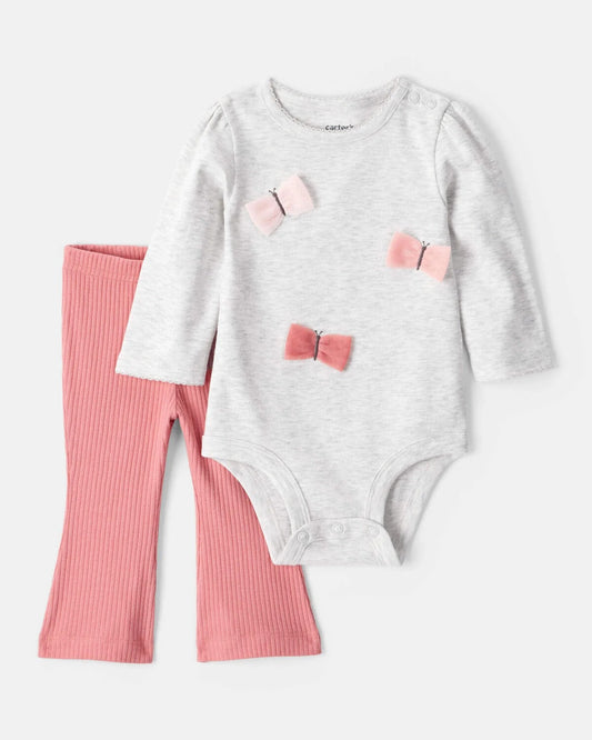 Conjunto sueter y pantalón para niña pequeña